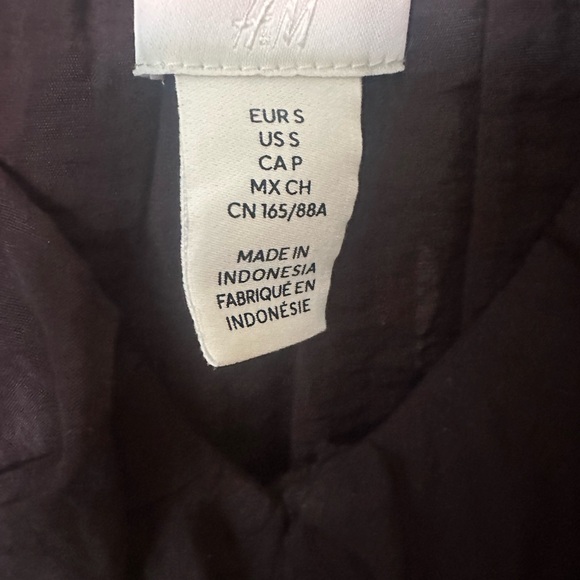 Cute summer dress! Navy blue gently worn great condition . MIDI length - Picture 2 of 3